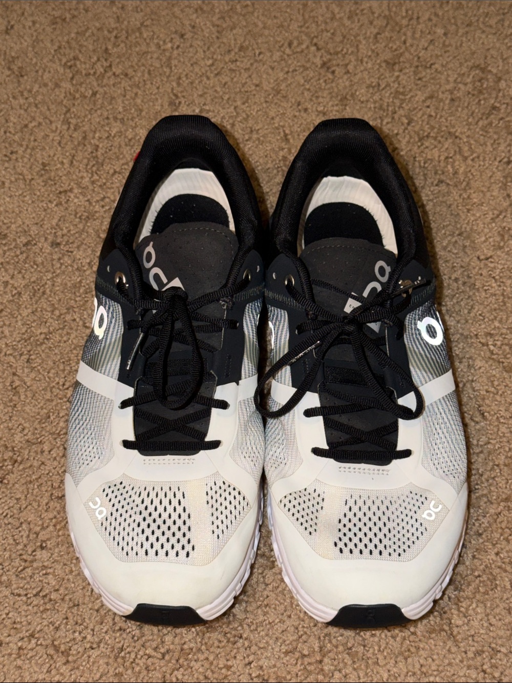 On Running Men’s Shoes Size 8